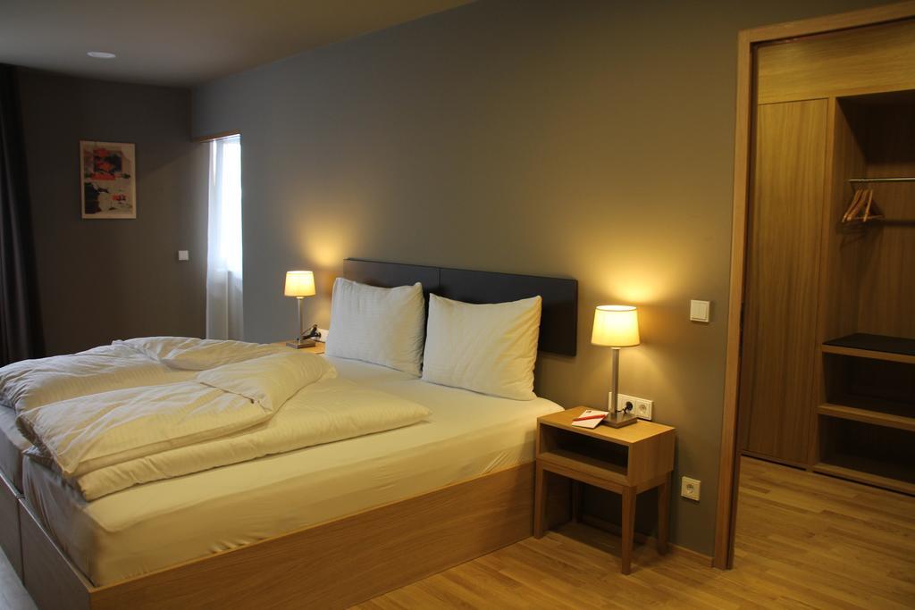 Hotel Am Garnmarkt Goetzis Bilik gambar