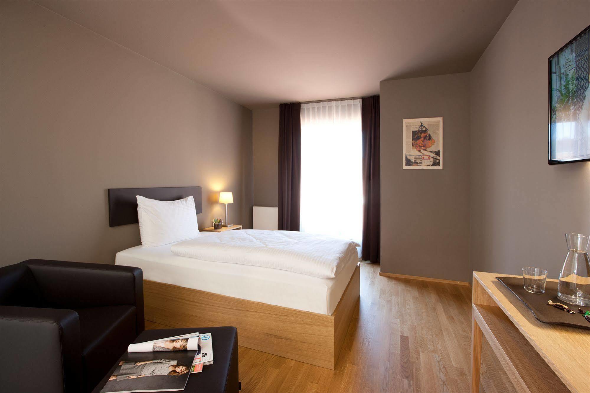 Hotel Am Garnmarkt Goetzis Luaran gambar